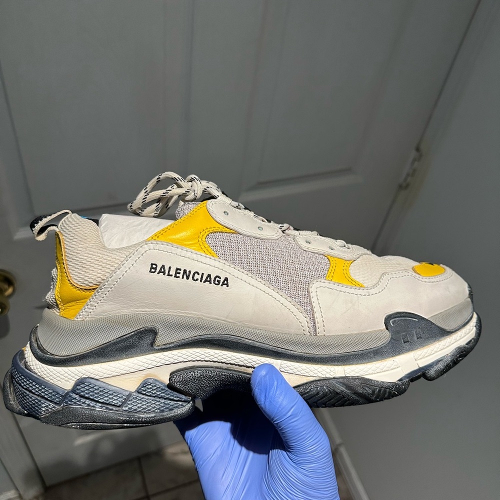 Balenciaga triple S “Split”